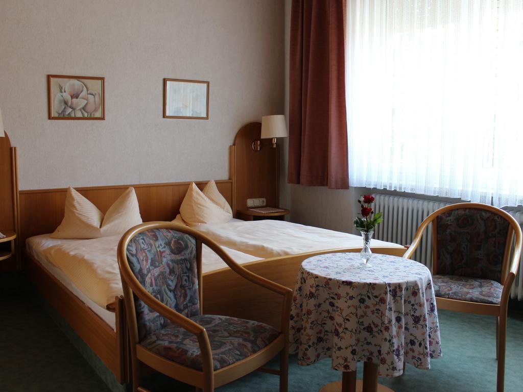 Hotel Gasthof Seehof Allersberg Ruang foto