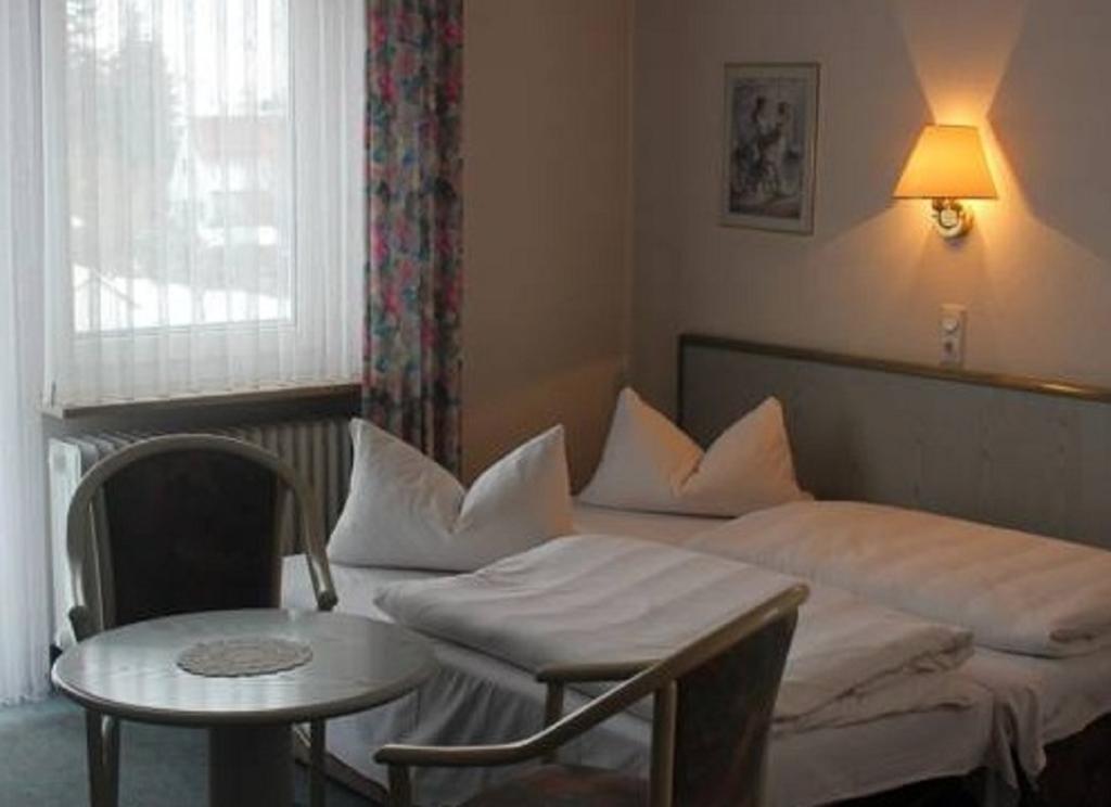 Hotel Gasthof Seehof Allersberg Bagian luar foto